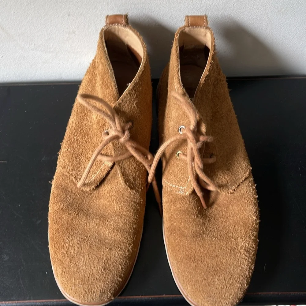 UGG men tan